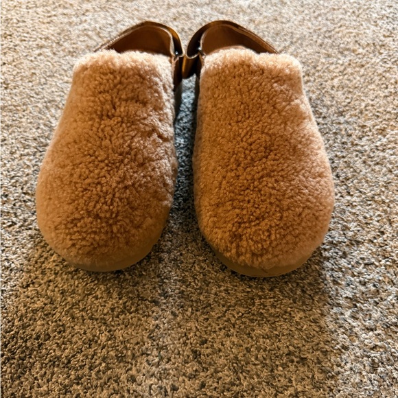 UGG Brown Lanah Clog Slipper - Picture 3 of 6